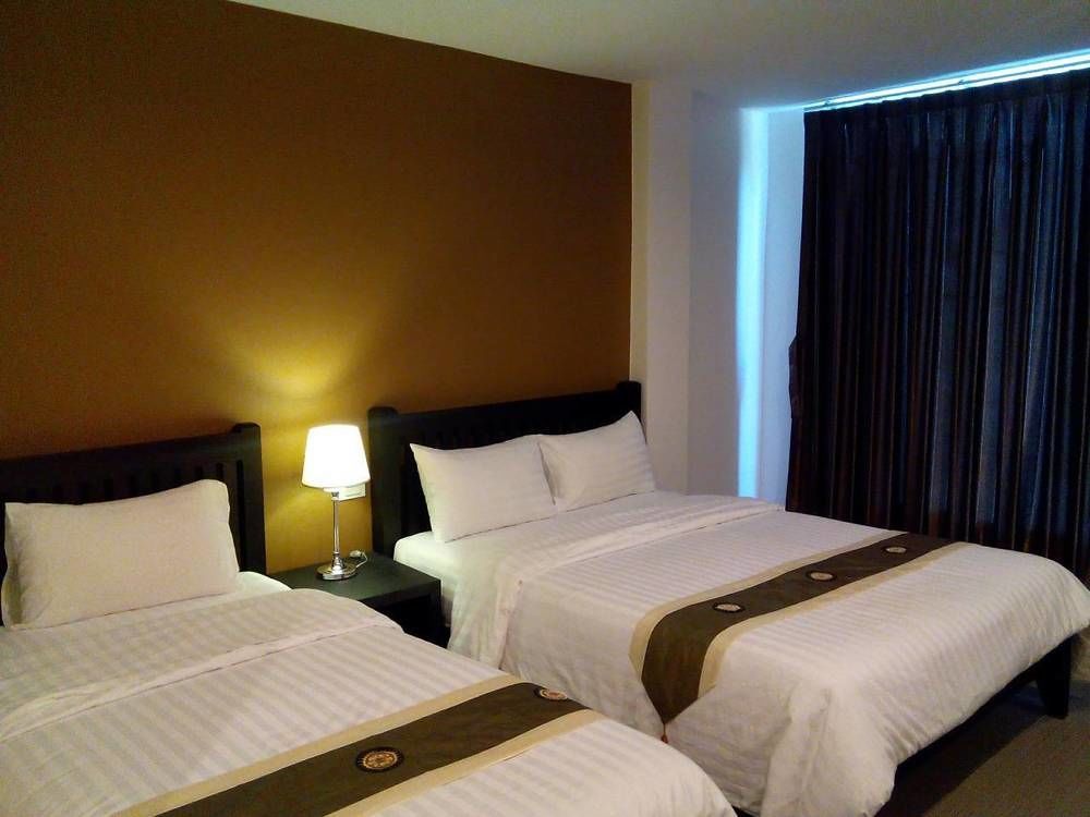 One Fu Hotel Surin Exterior photo
